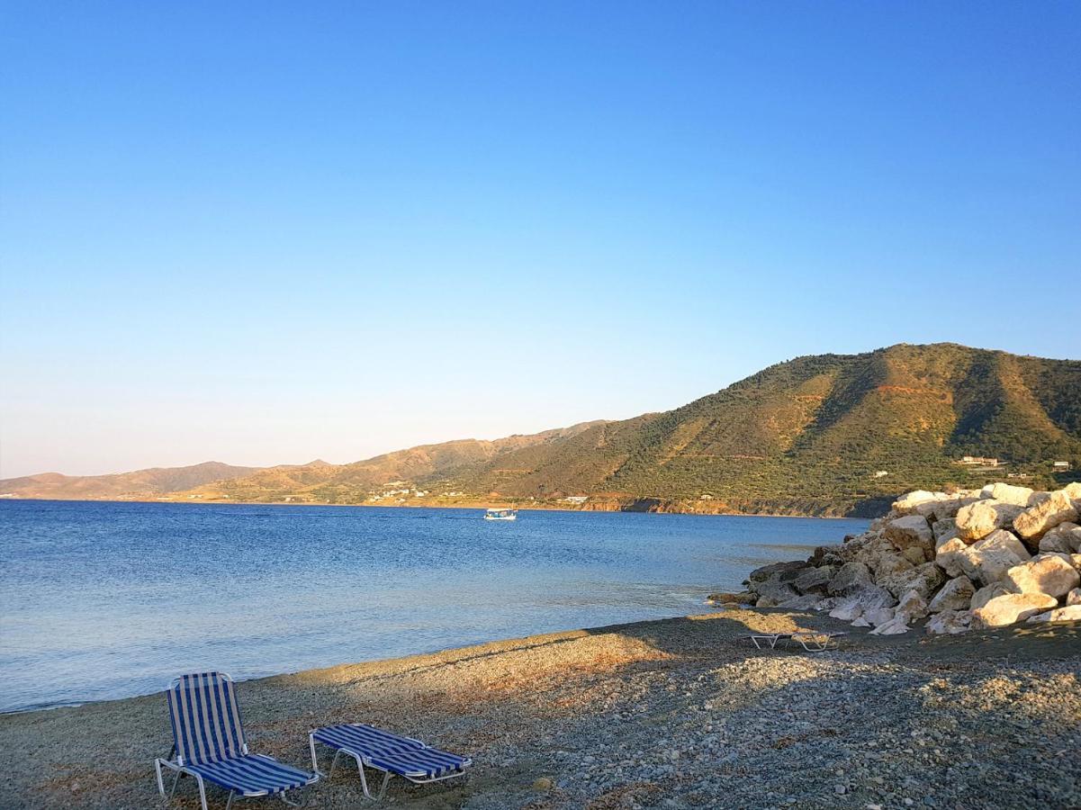 Seaclusion Vacation Villa Pomos Buitenkant foto
